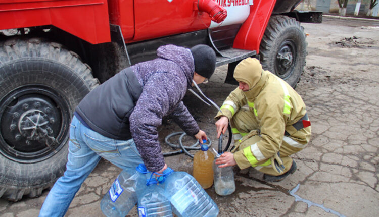 Жители оставшихся без воды городов ДНР получают техническую воду ежедневно – МЧС ДНР