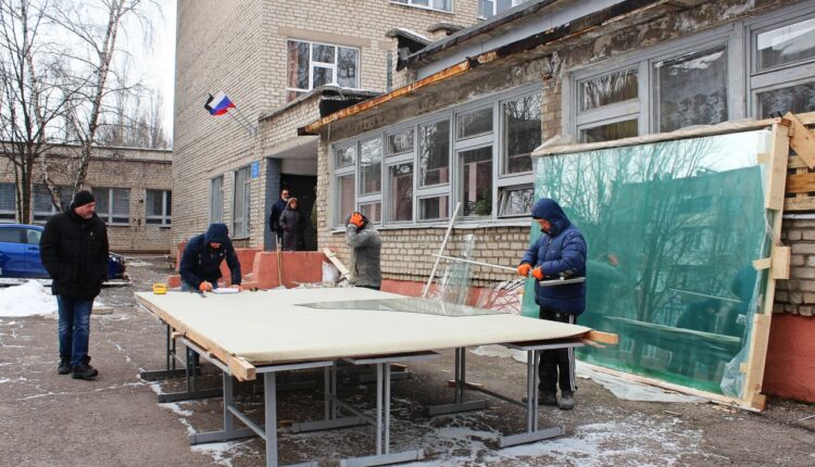 Россияне собрали средства для восстановления горловской школы, в которой в феврале погибли две учительницы
