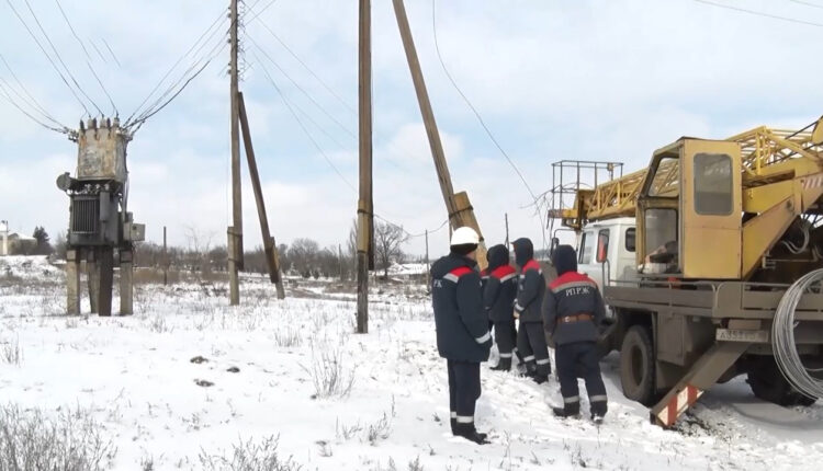 В освобождённых населённых пунктах Тельмановского района в ближайшие дни появится электричество