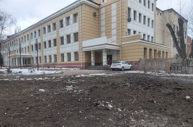 Детская больница повреждена снарядами ВФУ