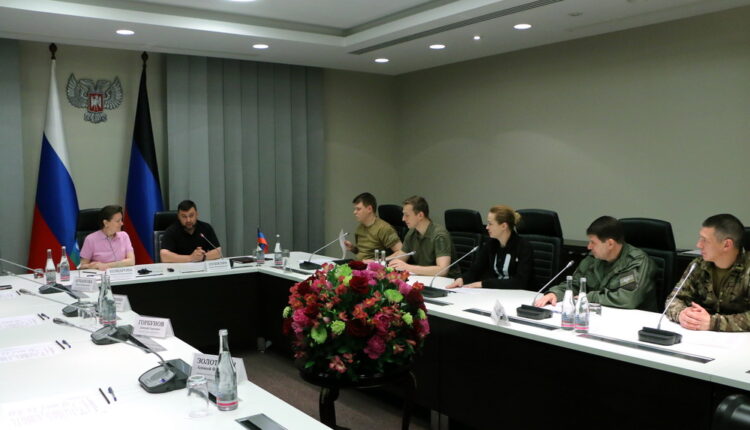 Денис Пушилин провел рабочую встречу с делегацией Ханты-Мансийского автономного округа – Югры