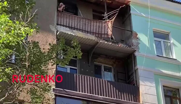 Последствия атаки ВФУ на Ворошиловский район Донецка 10.06.2022