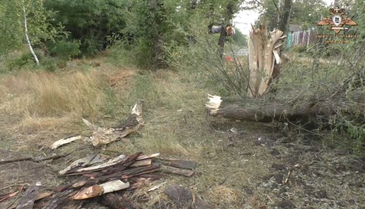Последствия обстрела со стороны ВФУ в Кировском районе Донецка