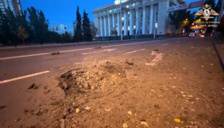 Последствия обстрелов со стороны ВФУ в центре Донецка