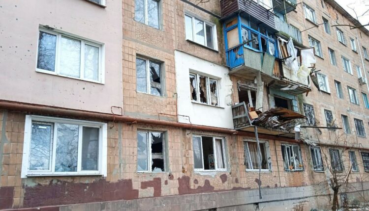 Киевские боевики атаковали Петровский район столицы, есть повреждения