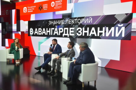 Денис Пушилин: Чтобы были правильно воспитаны следующие поколения, должны быть опорные точки